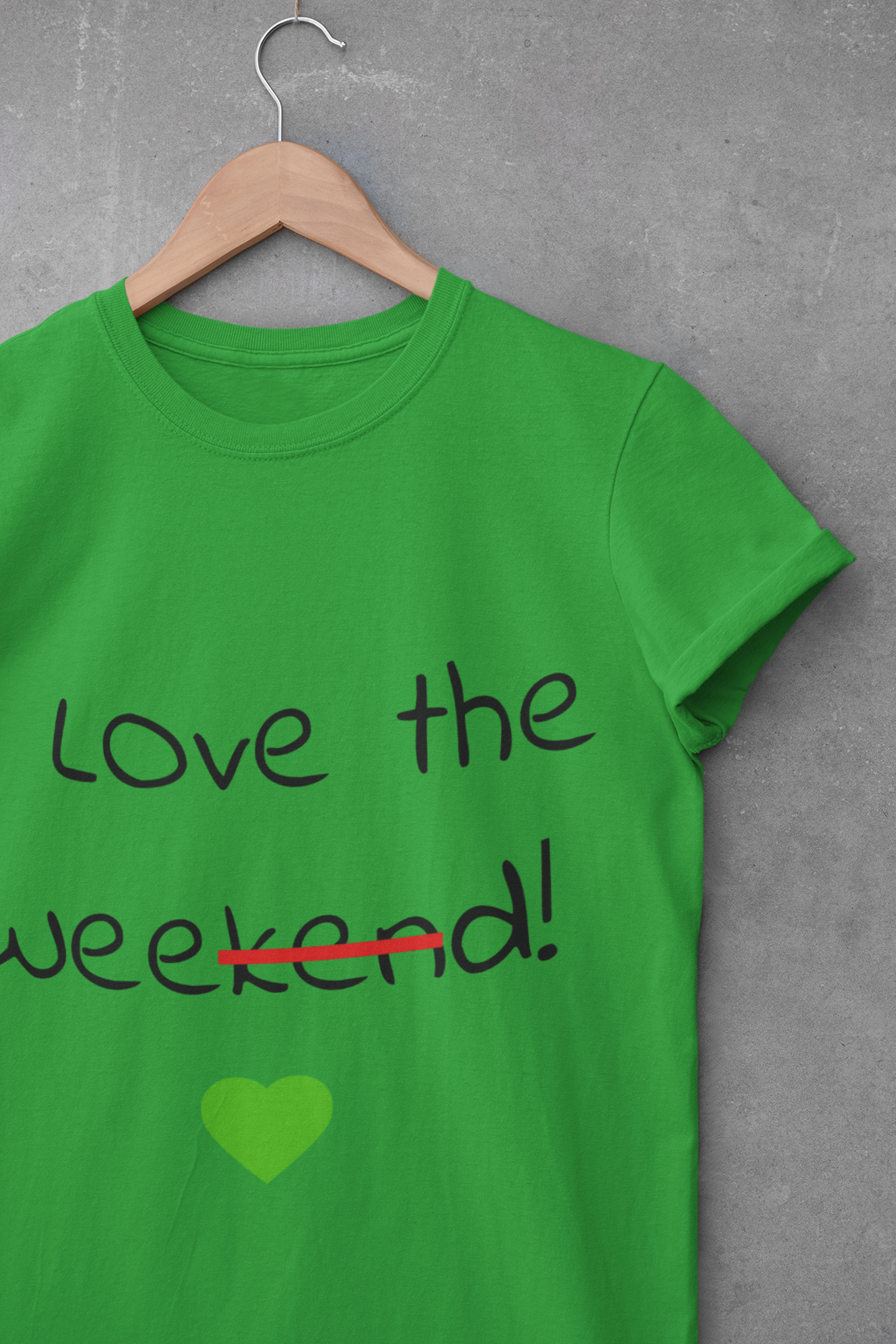 I Love the Weekend Vibes Tee – Casual Relaxed Fit Shirt